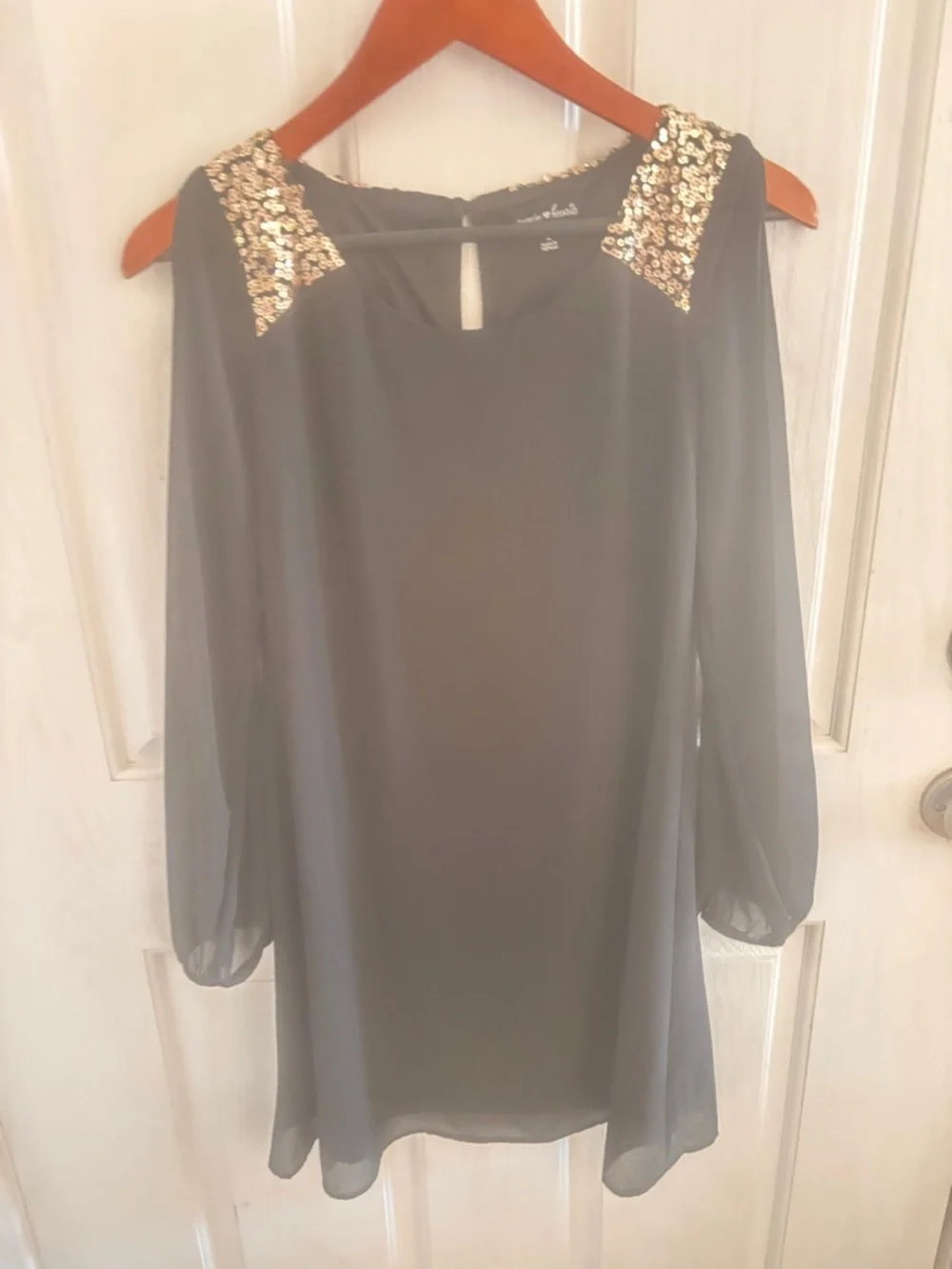 Sequin Hearts Black Chiffon Shift Dress Gold Sequin Shoulder Small - Picture 2 of 7